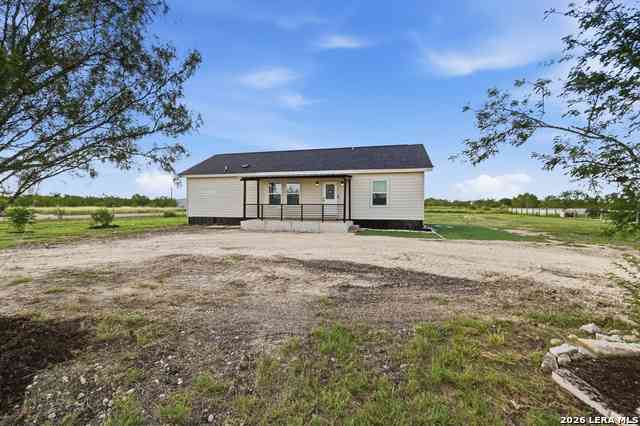 Homes For Sale - 183 Las Fincas Dr<br/> Hondo, TX 78861