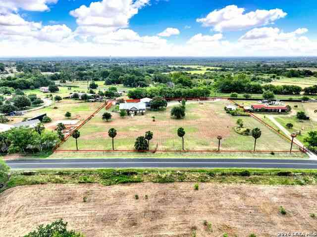 Homes For Sale - 14805 Ladd Rd<br/> Bexar County, Atascosa, TX 78002