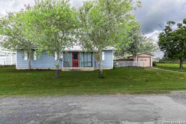 Homes For Sale - 609 N Rosalie St<br/> Karnes County, Falls City, TX 78113