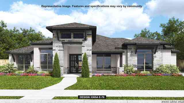 Homes For Sale - 114 Bobcat Ln<br/> Castroville, TX 78009