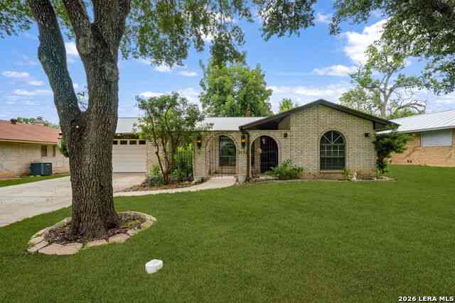 Homes For Sale - 7131 Forest Brk<br/> Bexar County, San Antonio, TX 78240