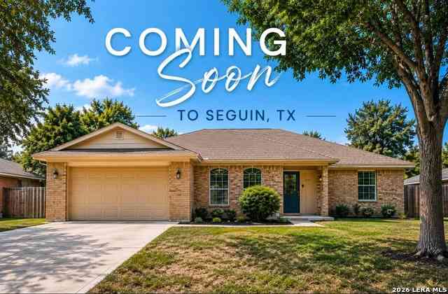 Homes For Sale - 632 E Donegan<br/> Guadalupe County, Seguin, TX 78155