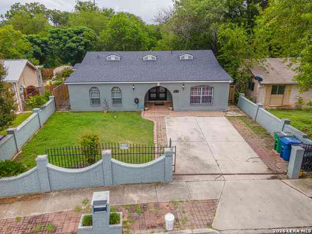 Homes For Sale - 2202 Lake Louise Dr<br/> Bexar County, San Antonio, TX 78228