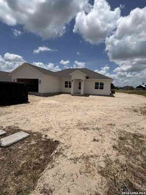 Homes For Sale - 170 Pine Valley<br/> La Vernia, TX 78121