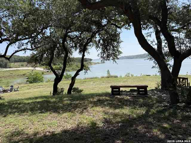 Homes For Sale - 265 Oak Hideaway Dr<br/> Canyon Lake, TX 78133