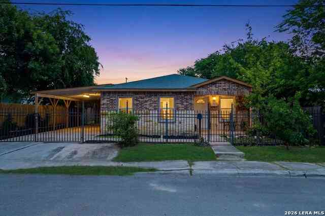 Homes For Sale - 1311 Rivas St<br/> San Antonio, TX 78207