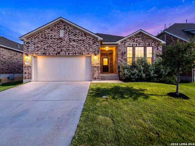 Homes For Sale - 124 Wickersham<br/> Boerne, TX 78015