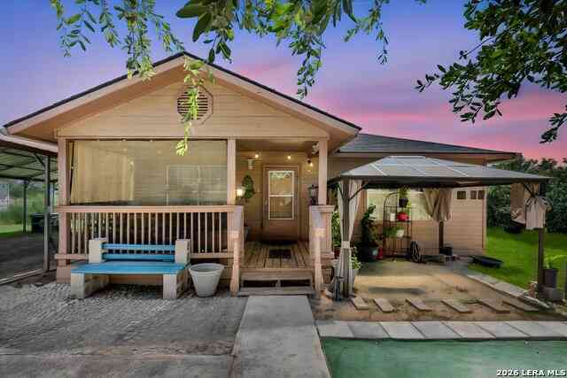 Homes For Sale - 1520 Old Pleasanton Rd<br/> San Antonio, TX 78264