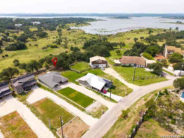 Homes For Sale - 1188 Lakeshore Dr<br/> Canyon Lake, TX 78133