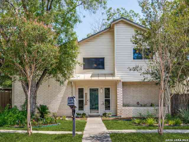 Homes For Sale - 5718 Larkdale Dr<br/> San Antonio, TX 78233