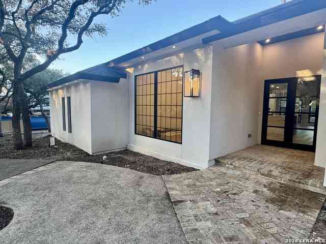 Homes For Sale - 206 Post Oak Way<br/> Shavano Park, TX 78230