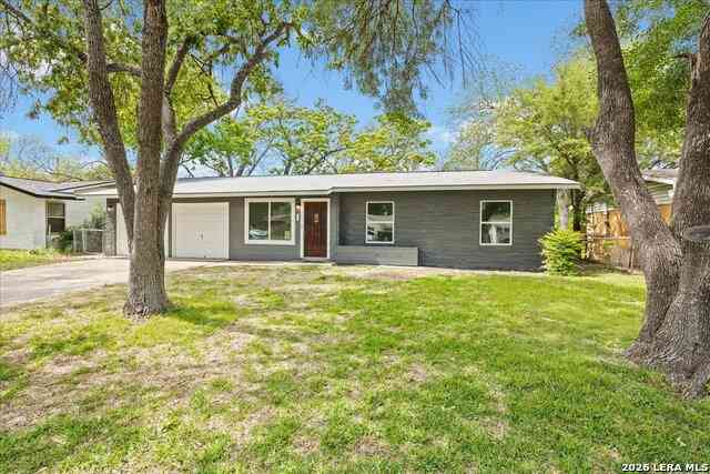 Homes For Sale - 317 E Wright Blvd<br/> Universal City, TX 78148