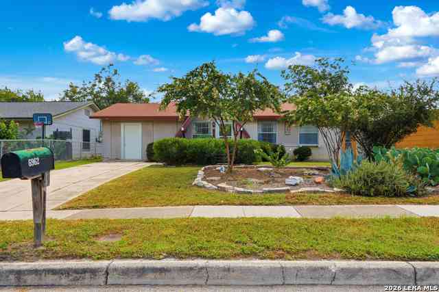 Homes For Sale - 6962 Apple Valley Dr<br/> San Antonio, TX 78242