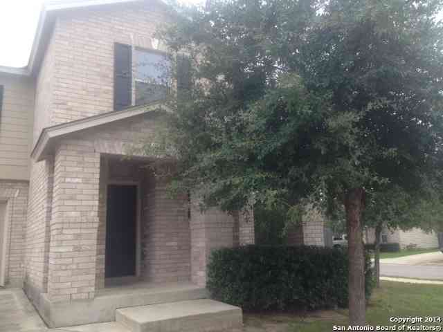 Homes For Sale - 2 Bedford Bay<br/> San Antonio, TX 78239