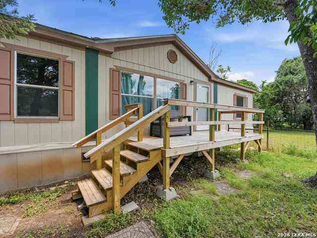 Mobile Home For Sale - 718 Oak Dr<br/> Bandera, TX 78003