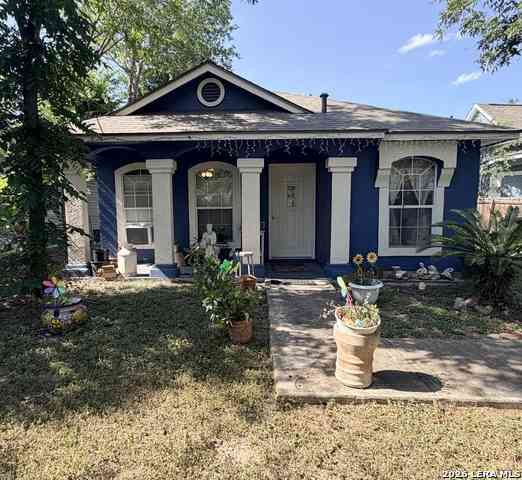 Homes For Sale - 755 Gladstone<br/> San Antonio, TX 78225