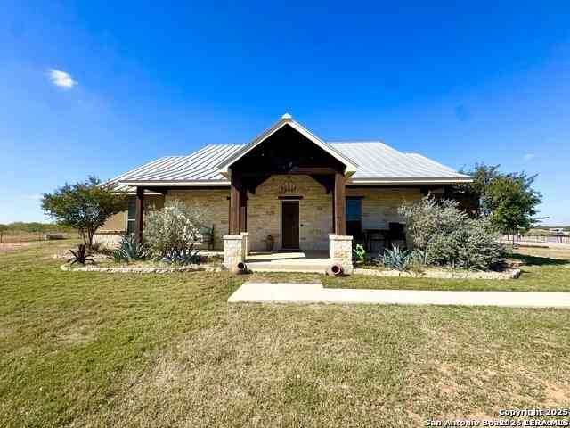 Homes For Sale - 16489 Fm 472<br/> Devine, TX 78016