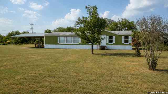 Mobile Home For Sale - 21574 Us-90<br/> Sabinal, TX 78881