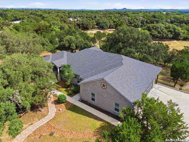 Homes For Sale - 356 Creekwood Dr<br/> Bandera, TX 78003