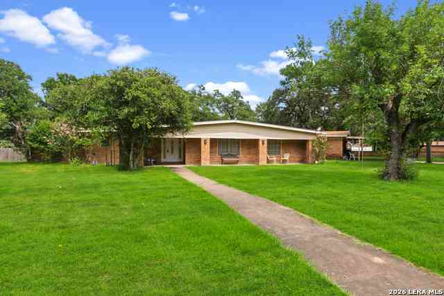 Homes For Sale - 210 Kimberly Dr<br/> Universal City, TX 78148