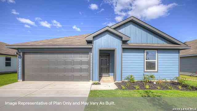 Homes For Sale - 1002 Bold Run<br/> Guadalupe County, Seguin, TX 78155