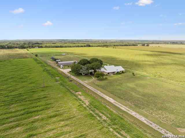 Homes For Sale - 700 County Road 544<br/> Hondo, TX 78861