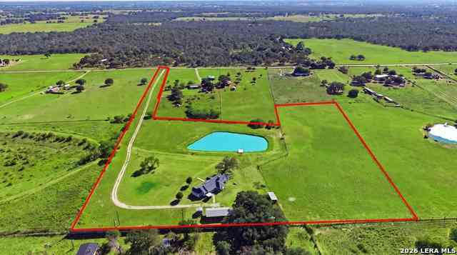 Homes For Sale - 1250 County Road 304<br/> Floresville, TX 78114