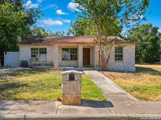 Homes For Sale - 130 Rene Ave<br/> San Antonio, TX 78233