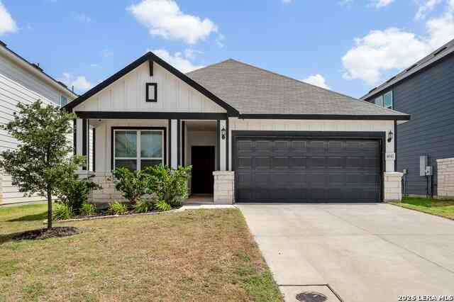 Homes For Sale - 4047 Wild Bloom Rd<br/> Guadalupe County, Seguin, TX 78155