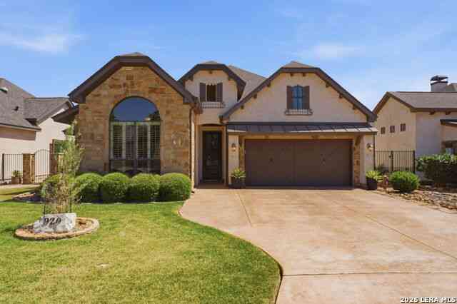 Homes For Sale - 920 Gruene Spg<br/> New Braunfels, TX 78130