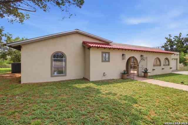 Homes For Sale - 7 La Motte St<br/> Kinney County, Brackettville, TX 78832