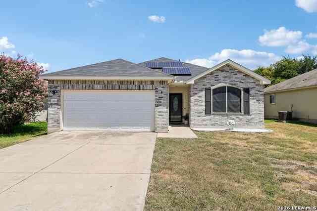 Homes For Sale - 2804 Don Hill Ln<br/> Taylor, TX 76574