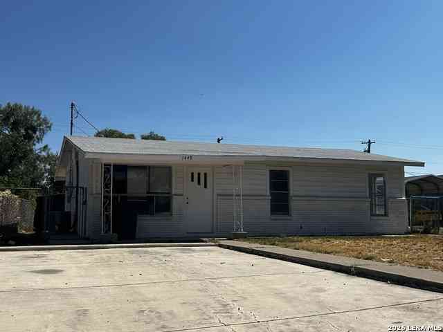 Homes For Sale - 1449 Juanita Dr<br/> Eagle Pass, TX 78852
