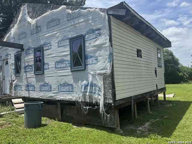 Mobile Home For Sale - 209 Bee Aly<br/> Cibolo, TX 78108