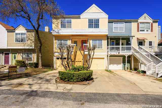 Townhouse For Sale - 1825 Garys Park<br/> Bexar County, San Antonio, TX 78247
