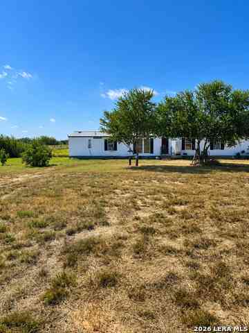 Mobile Home For Sale - 4410 County Road 334<br/> Stockdale, TX 78160