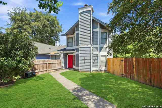 Townhouse For Sale - 11710 Spring Ridge Dr<br/> Bexar County, San Antonio, TX 78249