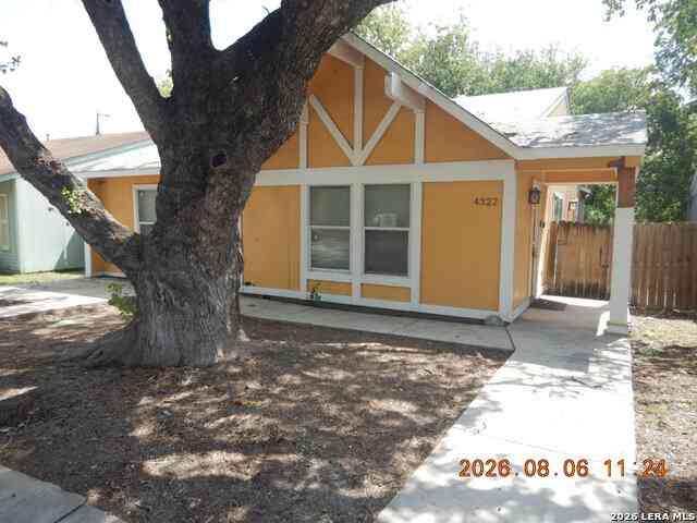 Homes For Sale - 4322 Lehman Dr<br/> Bexar County, Kirby, TX 78219