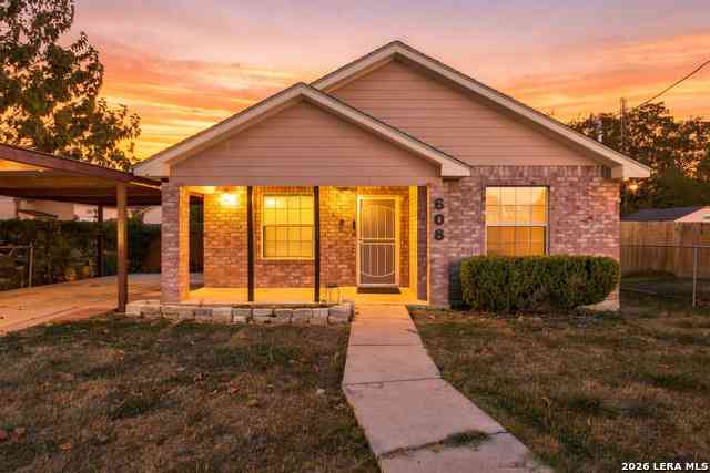 Homes For Sale - 608 Whitman Ave<br/> Bexar County, San Antonio, TX 78211