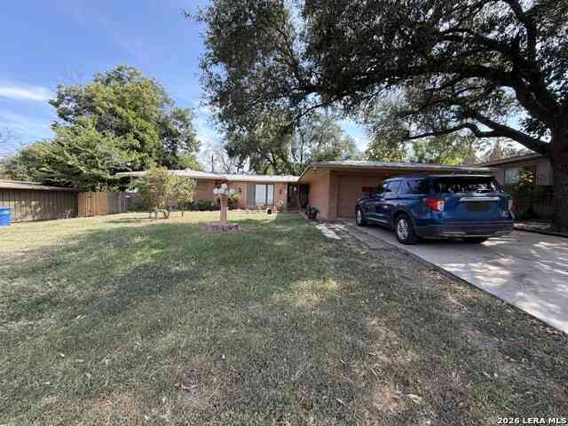 Homes For Sale - 114 Maplewood<br/> Bexar County, San Antonio, TX 78216