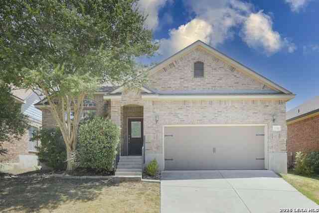 Homes For Sale - 5718 Thunder Oaks<br/> Bexar County, San Antonio, TX 78261