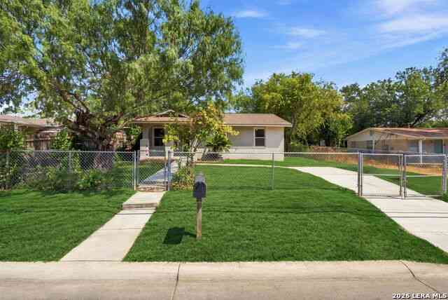 Homes For Sale - 4903 Hemphill Dr<br/> Bexar County, San Antonio, TX 78228