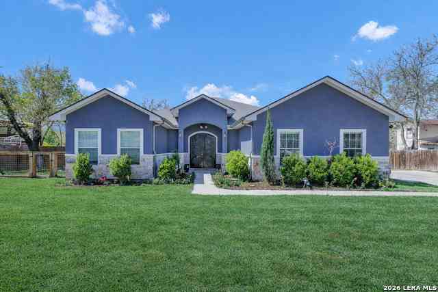 Homes For Sale - 23007 Dream View Dr<br/> Bexar County, Elmendorf, TX 78112
