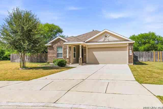 Homes For Sale - 10307 Owl Woods<br/> Schertz, TX 78154
