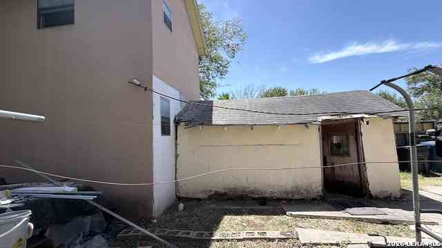 Homes For Sale - 1016 N San Jacinto St<br/> San Antonio, TX 78207
