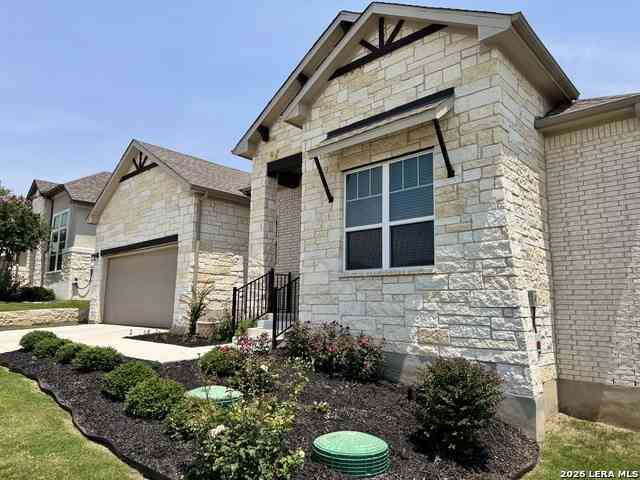 Homes For Sale - 1162 Thicket Ln<br/> New Braunfels, TX 78132