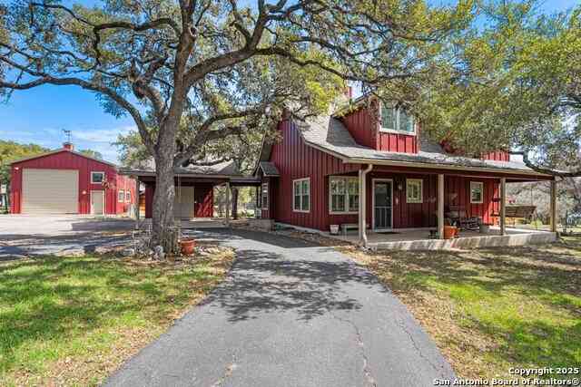 Homes For Sale - 2365 Lakeshore Dr<br/> Canyon Lake, TX 78133