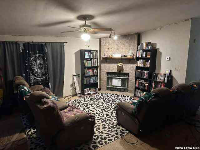 Mobile Home For Sale - 24976 Private Road 466<br/> Mathis, TX 78368