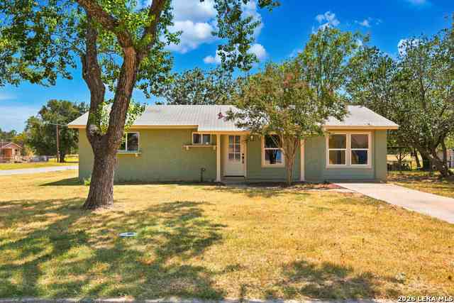 Homes For Sale - 15100 Norvell St<br/> Lytle, TX 78052
