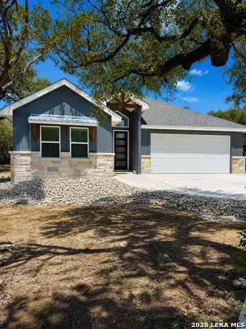 Homes For Sale - 1169 Johnson Rd<br/> Canyon Lake, TX 78133
